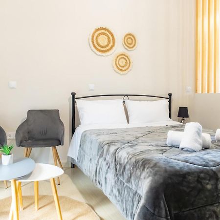 P&K Luxury Apartments 3 Каламата Екстер'єр фото